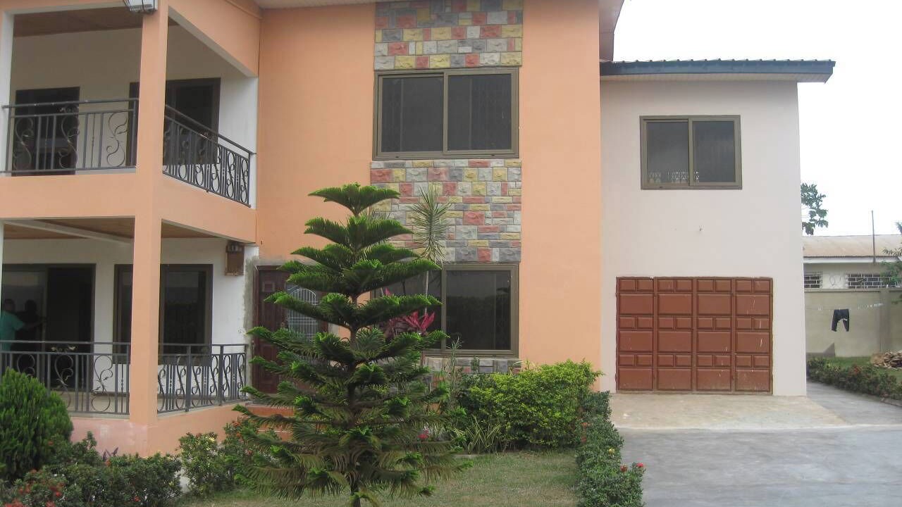 Photo of Patio Balcony in Adenta