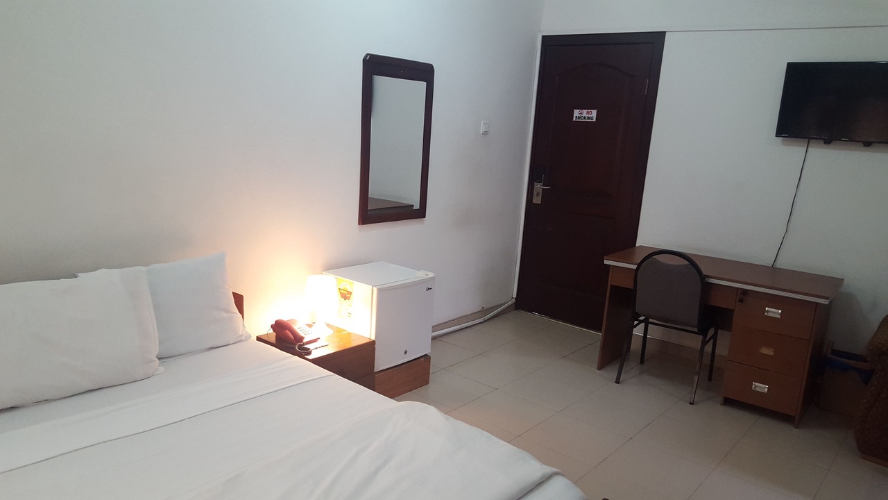 Photo of Bedroom in Adentan