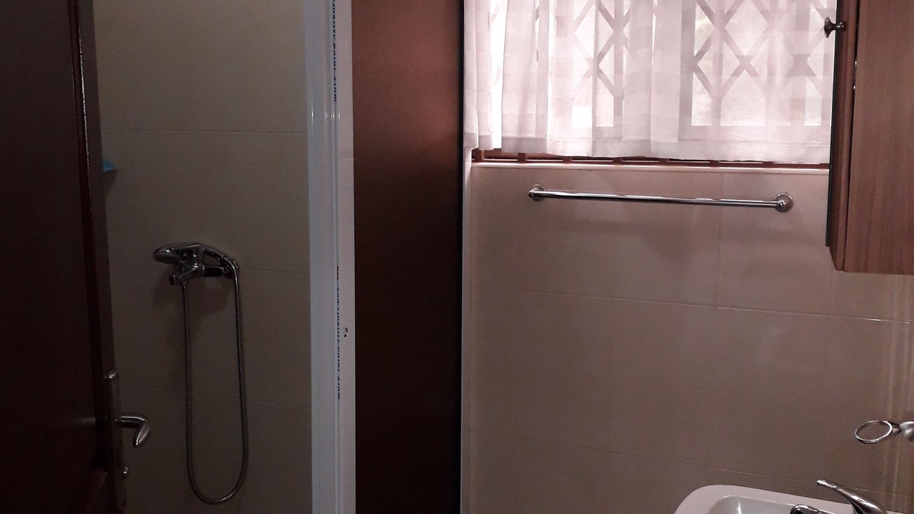 Photo of Bedroom in Adentan