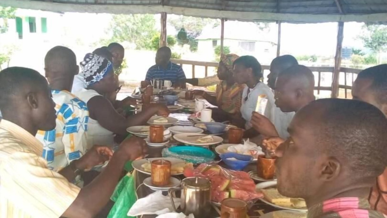 Photo of Others in Akyinim