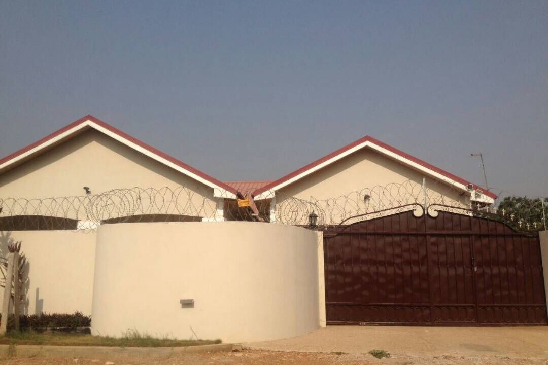 Photo of Outdoor in Tema