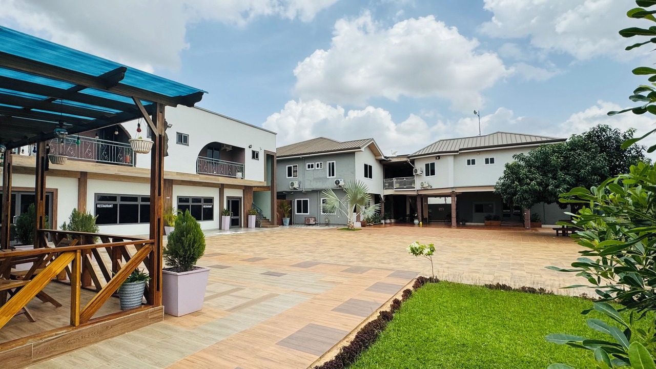Photo of Outdoor in Tema