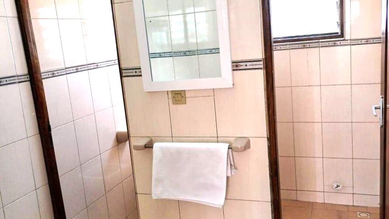 Photo of Bathroom in Lome