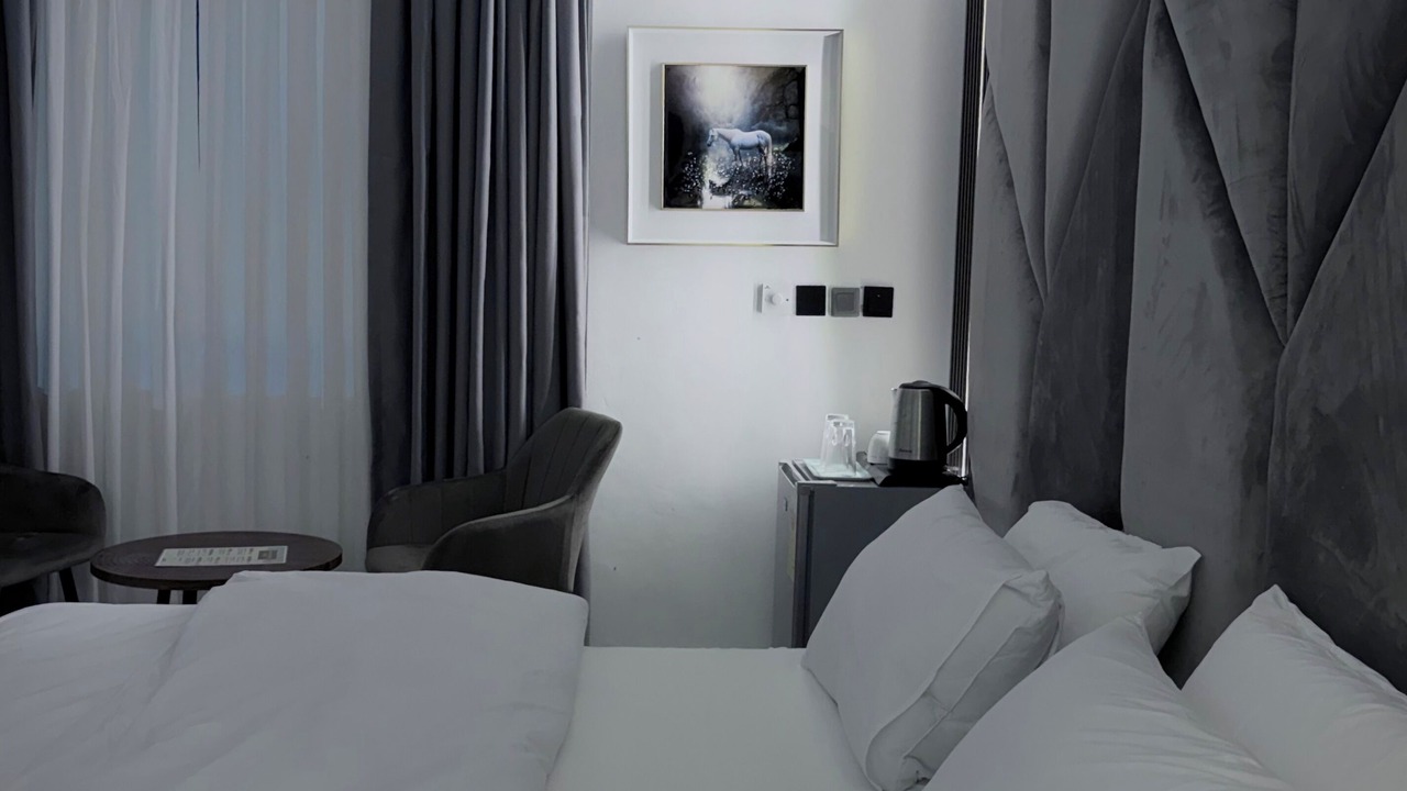 Photo of Bedroom in Central Region