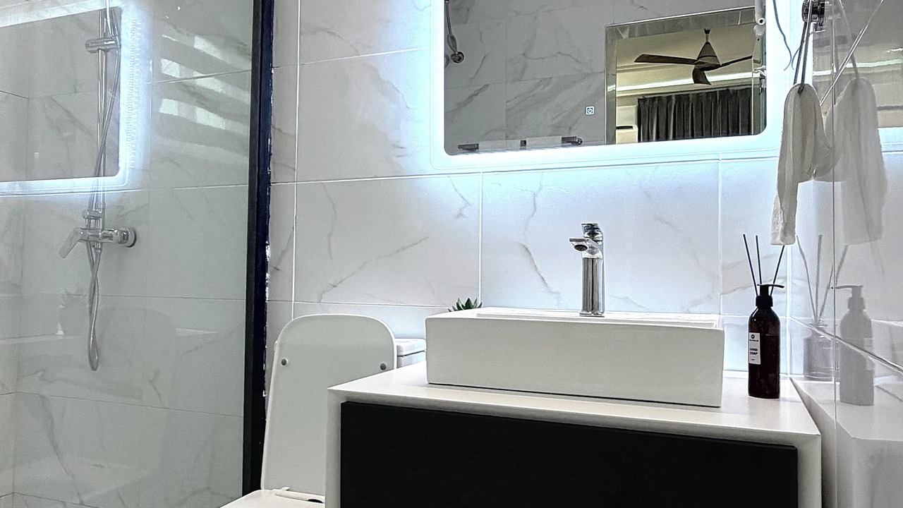 Photo of Bathroom in Central Region