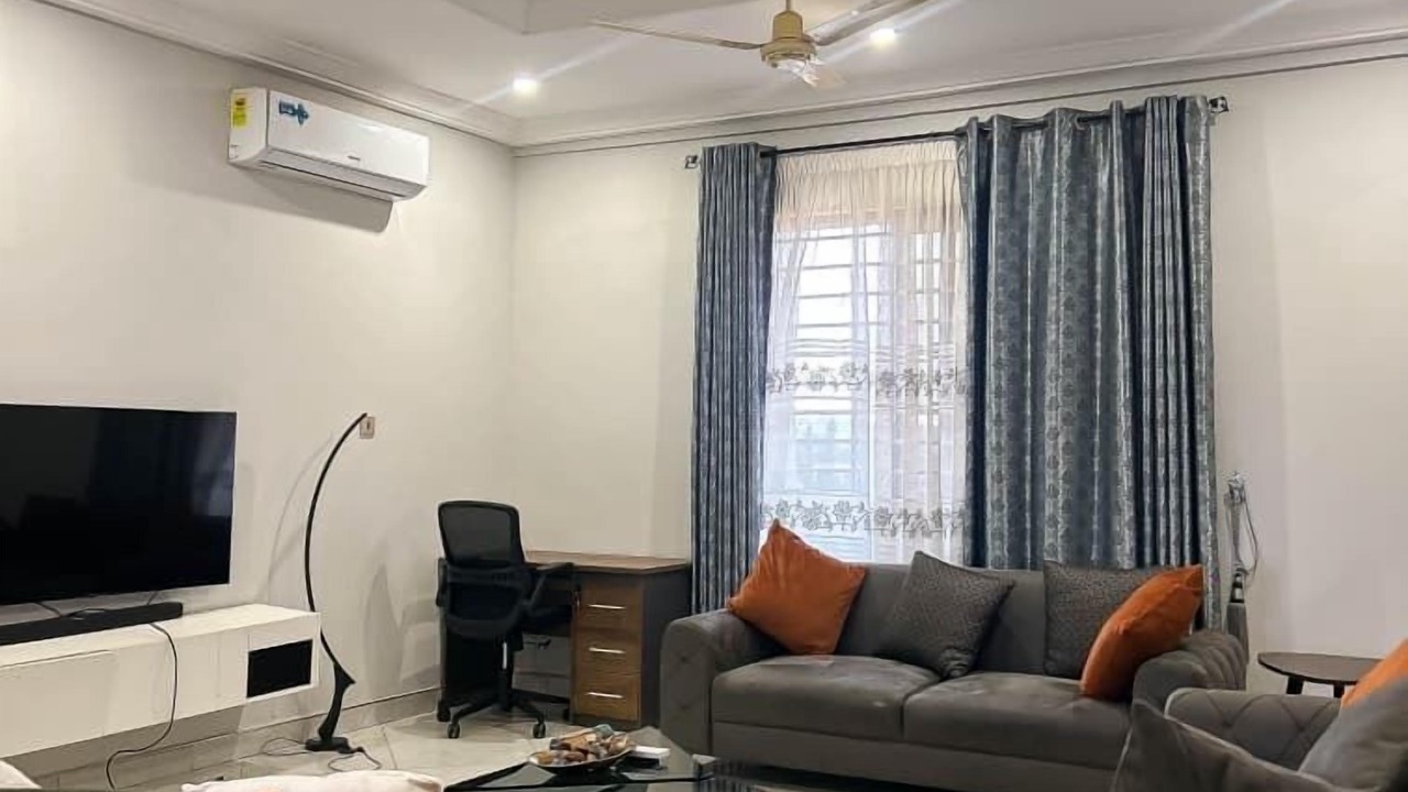 Photo of Livingroom in Sunyani