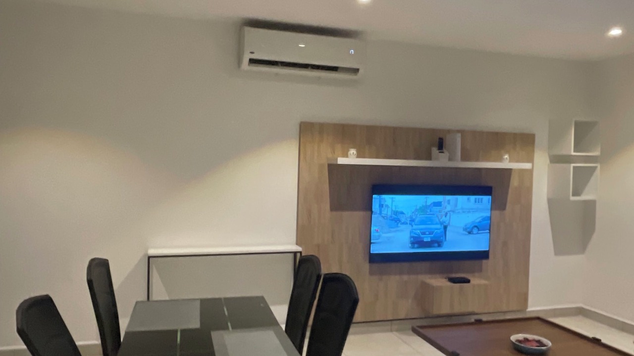 Photo of Livingroom in Cantonments
