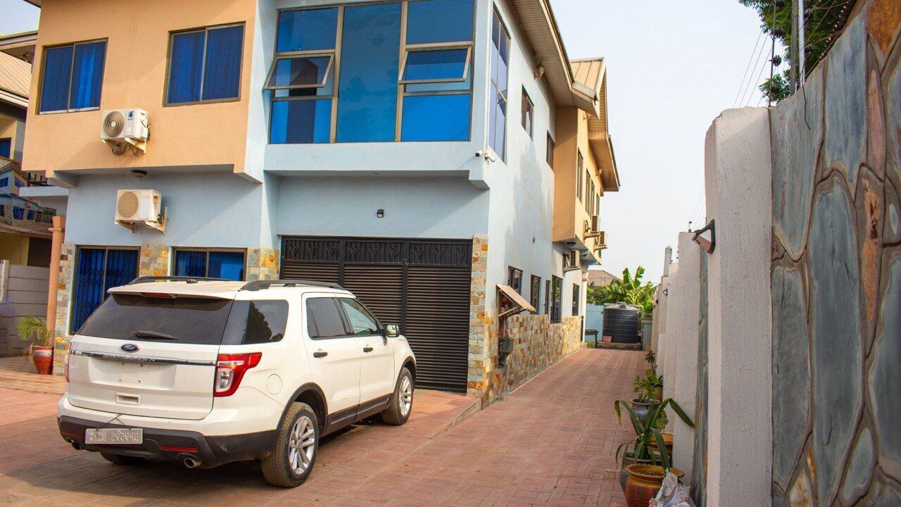 Photo of Outdoor in Tema