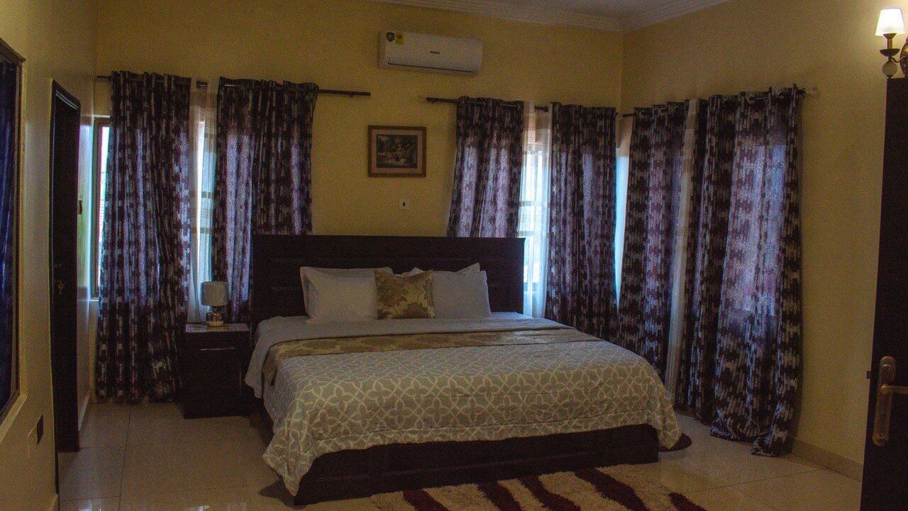 Photo of Bedroom in Tema