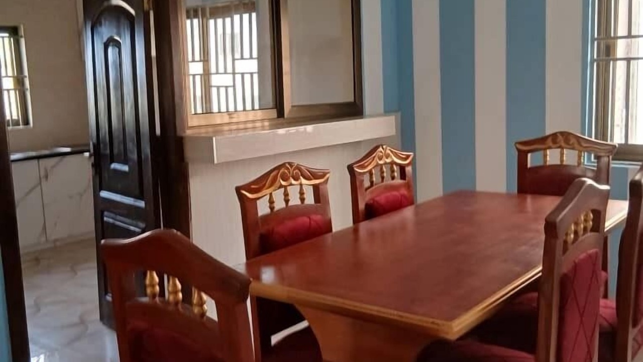 Photo of Bedroom in Adentan