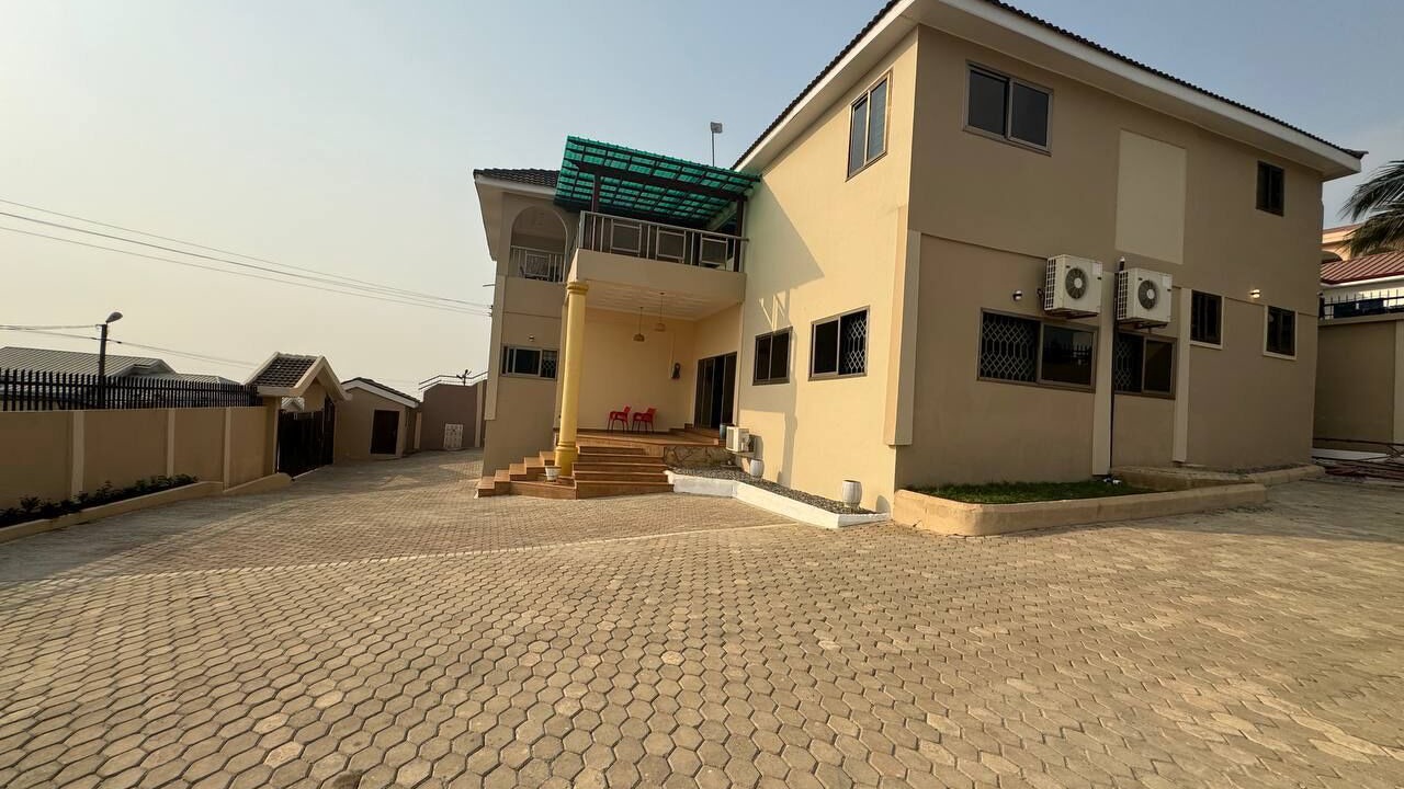 Photo of Outdoor in Kwabenyan