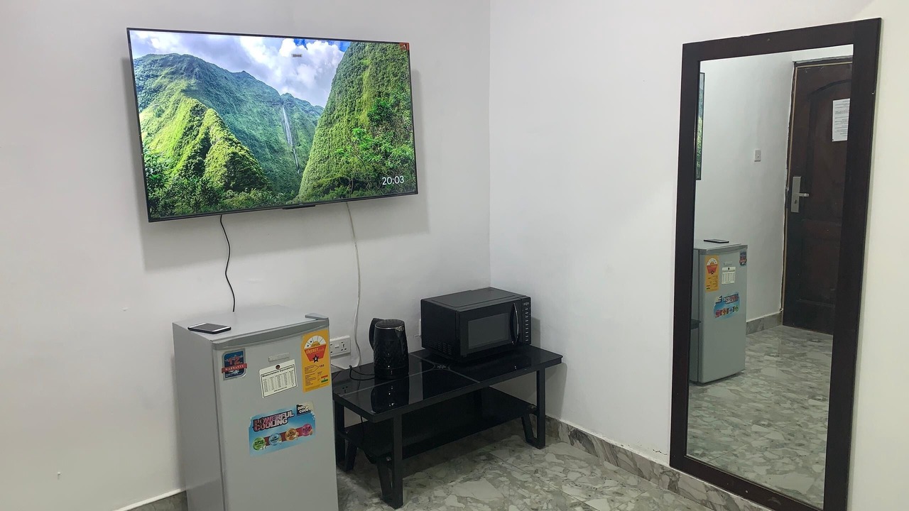 Photo of Bedroom in Adentan