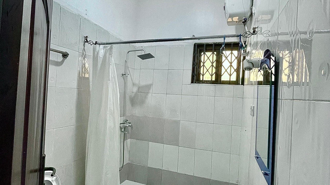 Photo of Bathroom in Adentan
