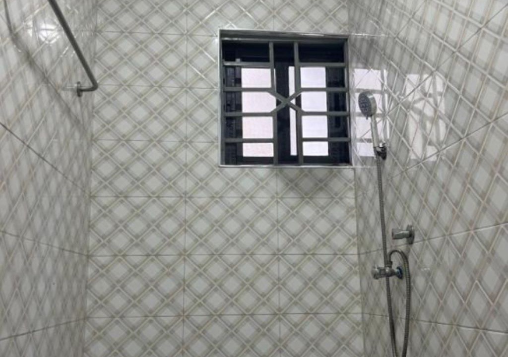 Photo of Bathroom in Sekondi-Takoradi