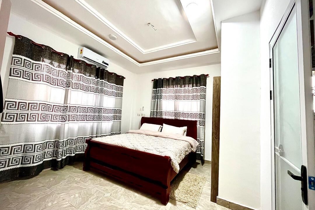 Photo of Bedroom in Sekondi-Takoradi