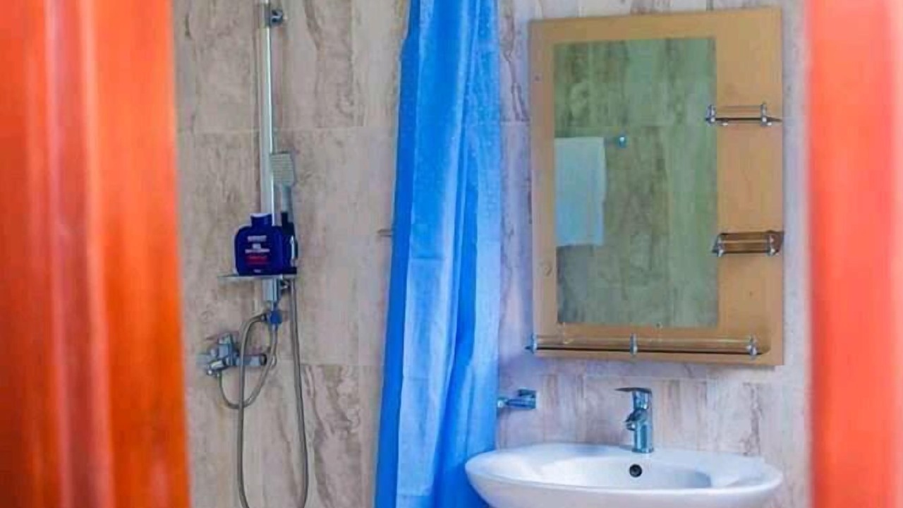 Photo of Bathroom in Sekondi-Takoradi