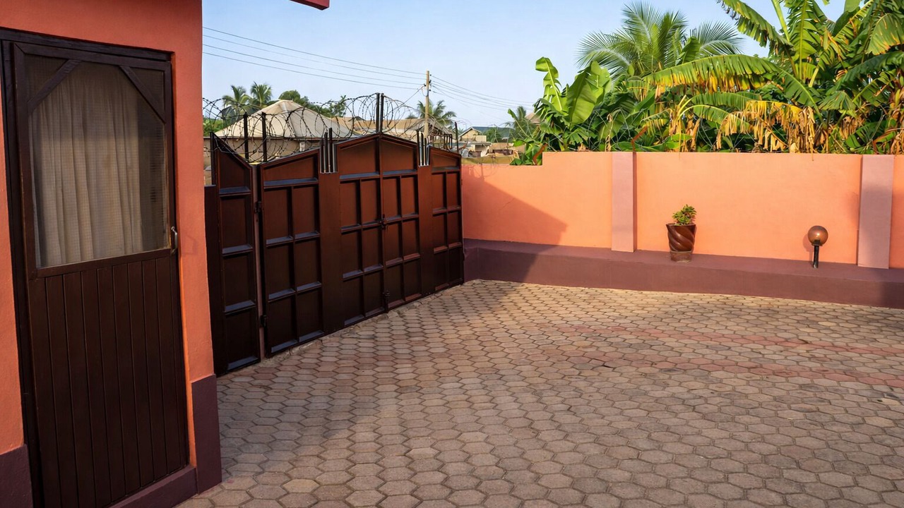 Photo of Outdoor in Nsawam