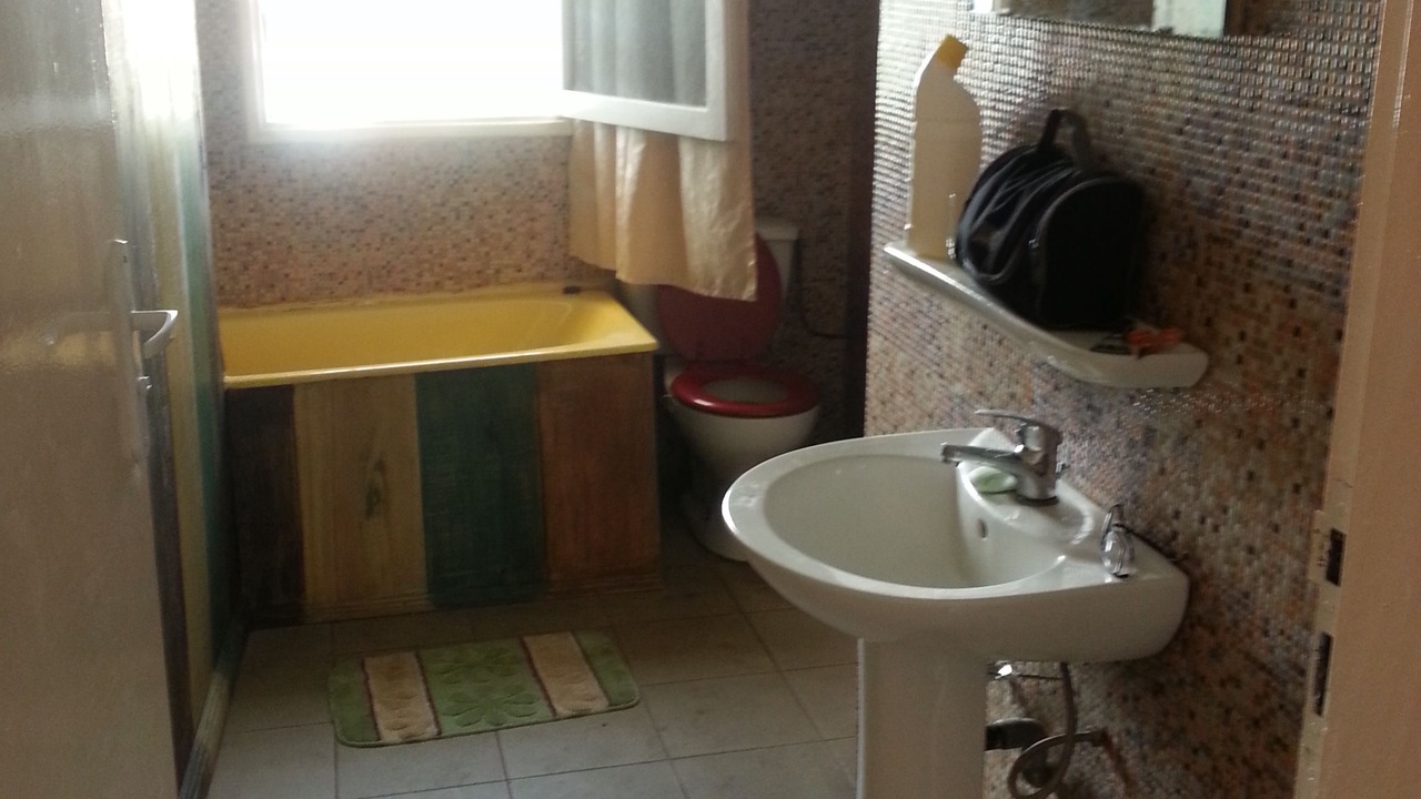 Photo of Bathroom in Lome