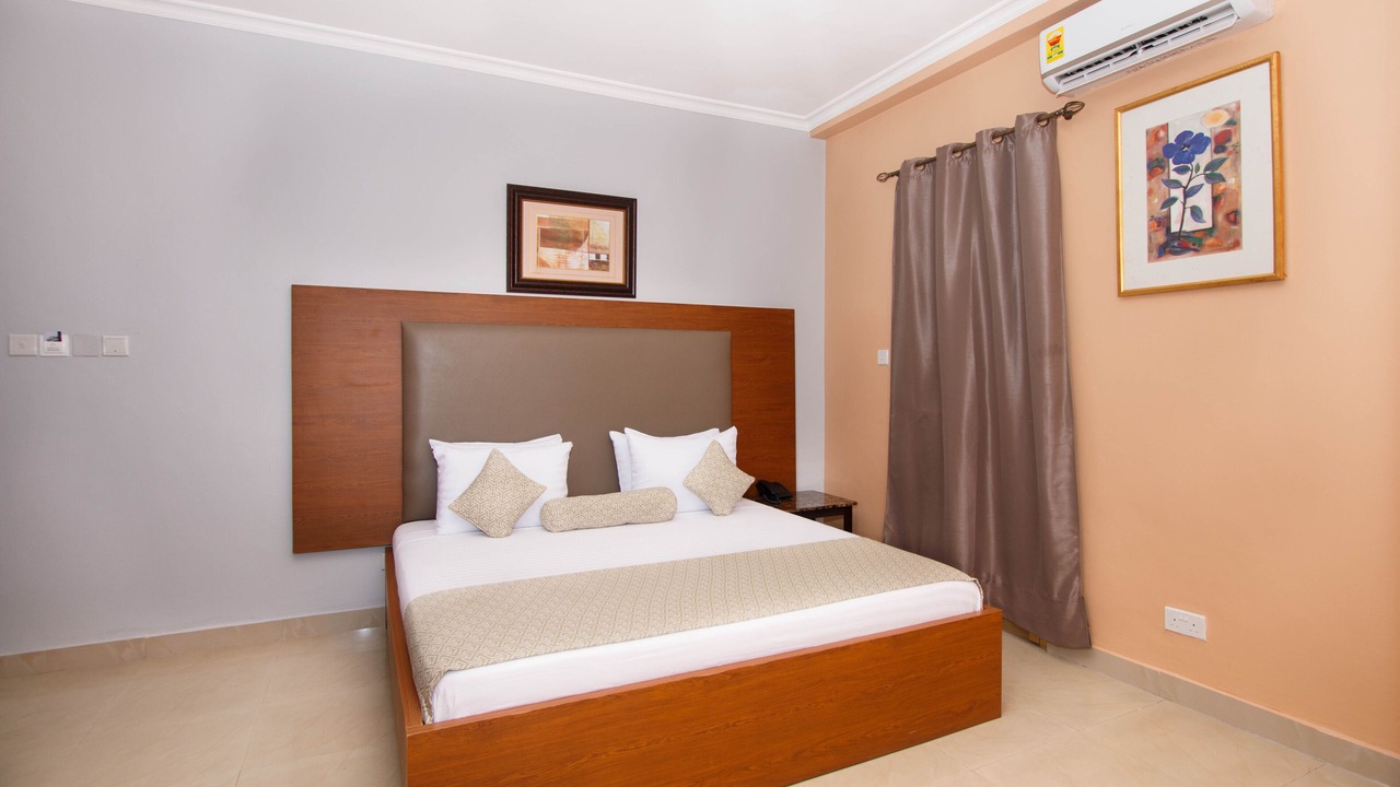 Photo of Bedroom in Osu