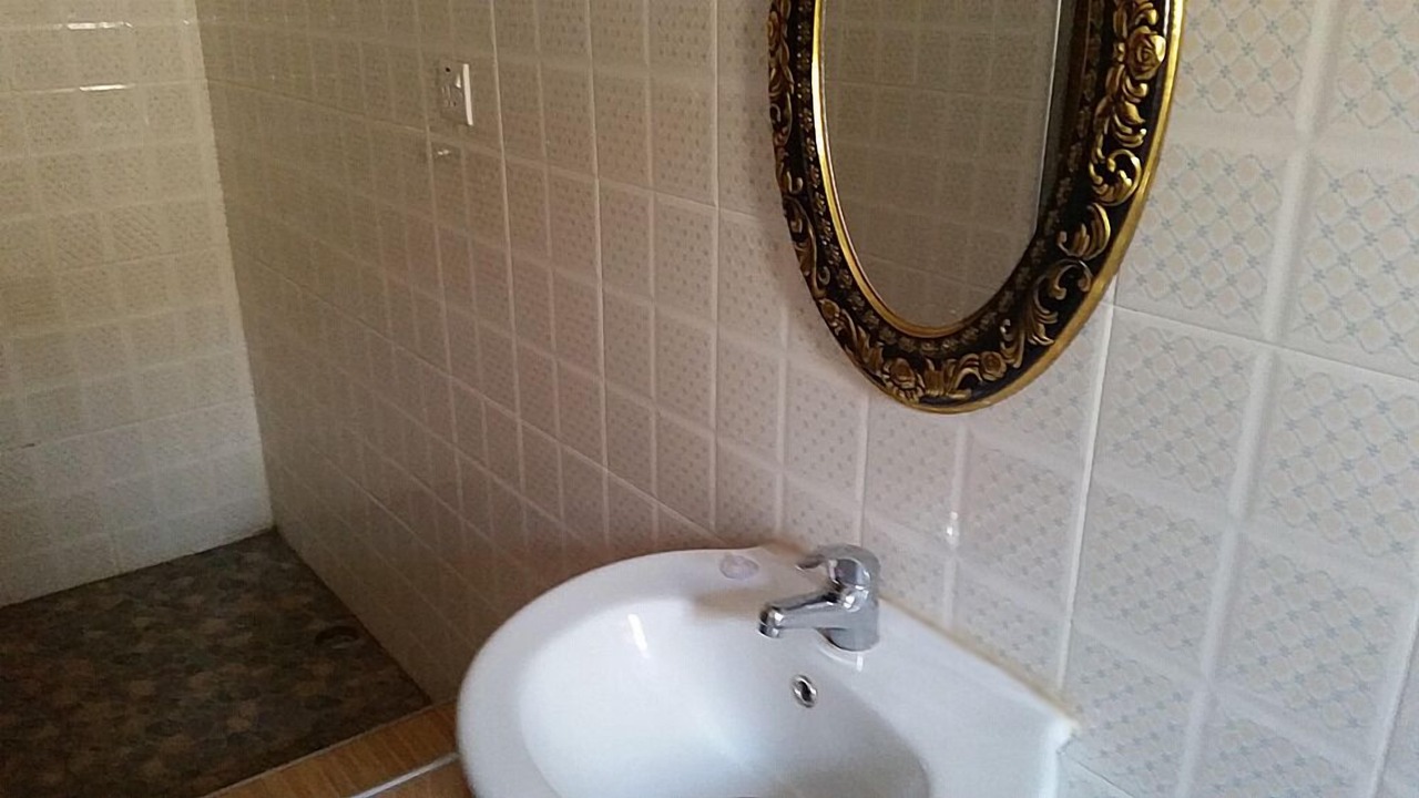 Photo of Bathroom in Sunyani