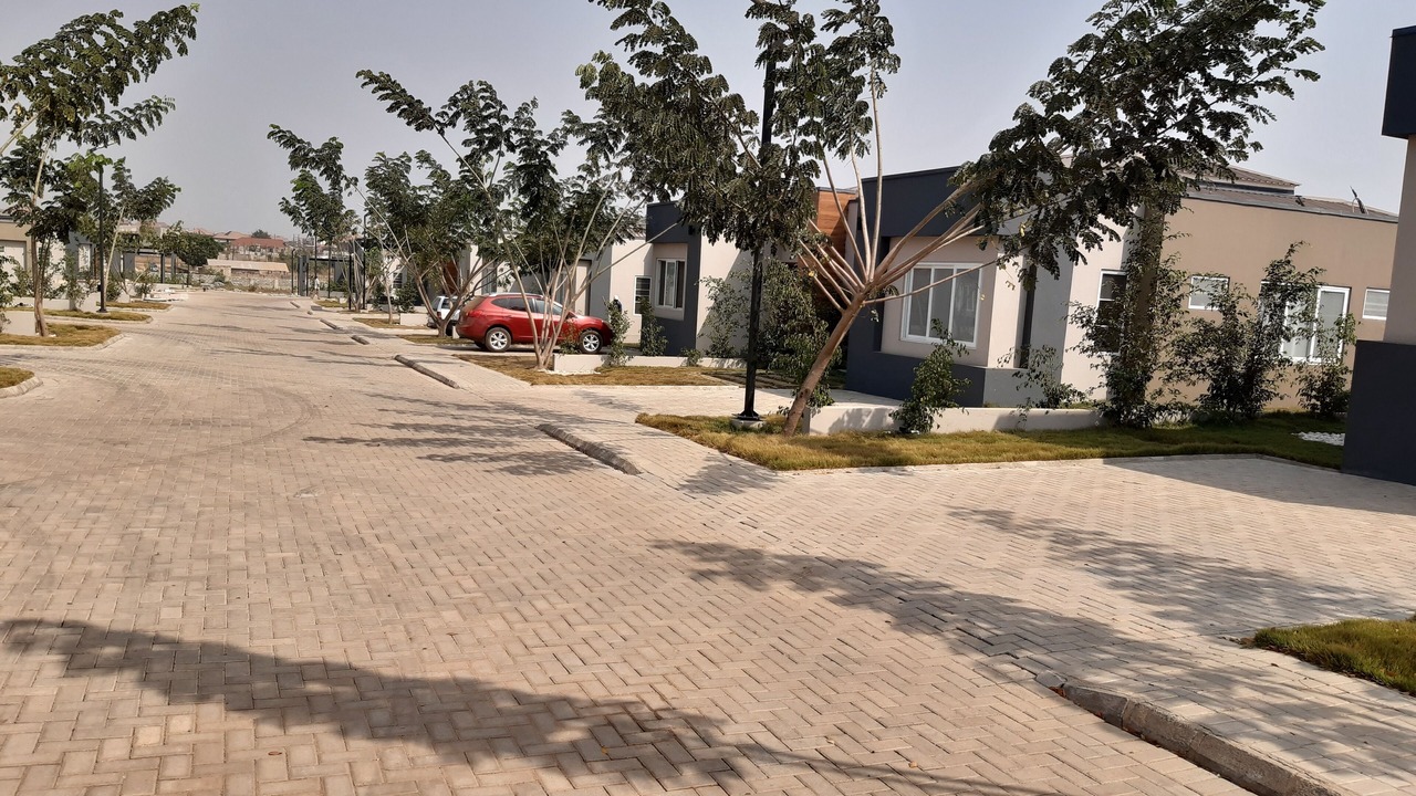 Photo of Others in Santeo