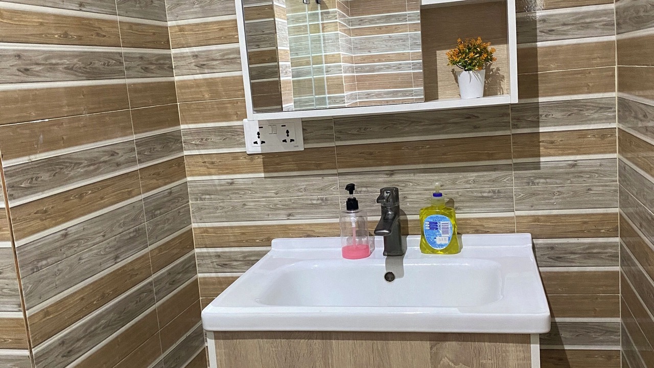 Photo of Bathroom in Agblesia