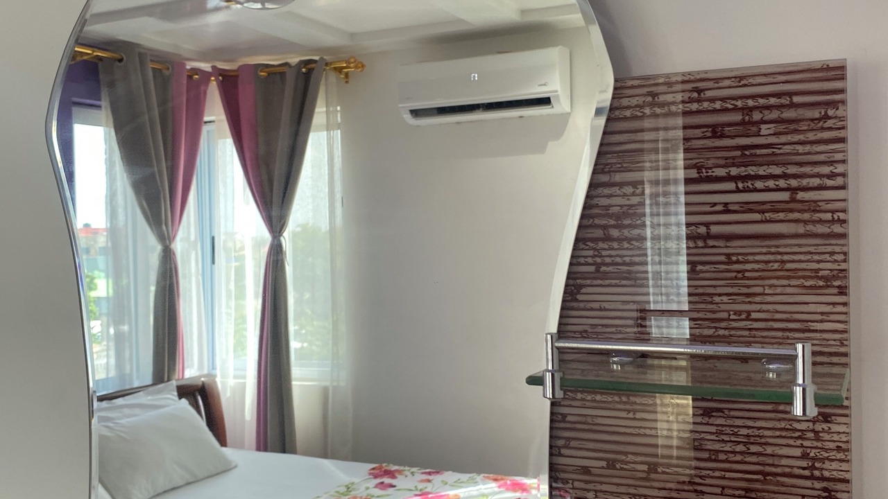 Photo of Bedroom in Agblesia