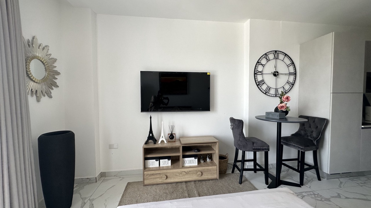 Photo of Bedroom in Labadi