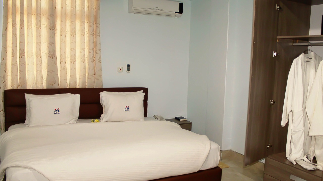 Photo of Bedroom in Obuasi