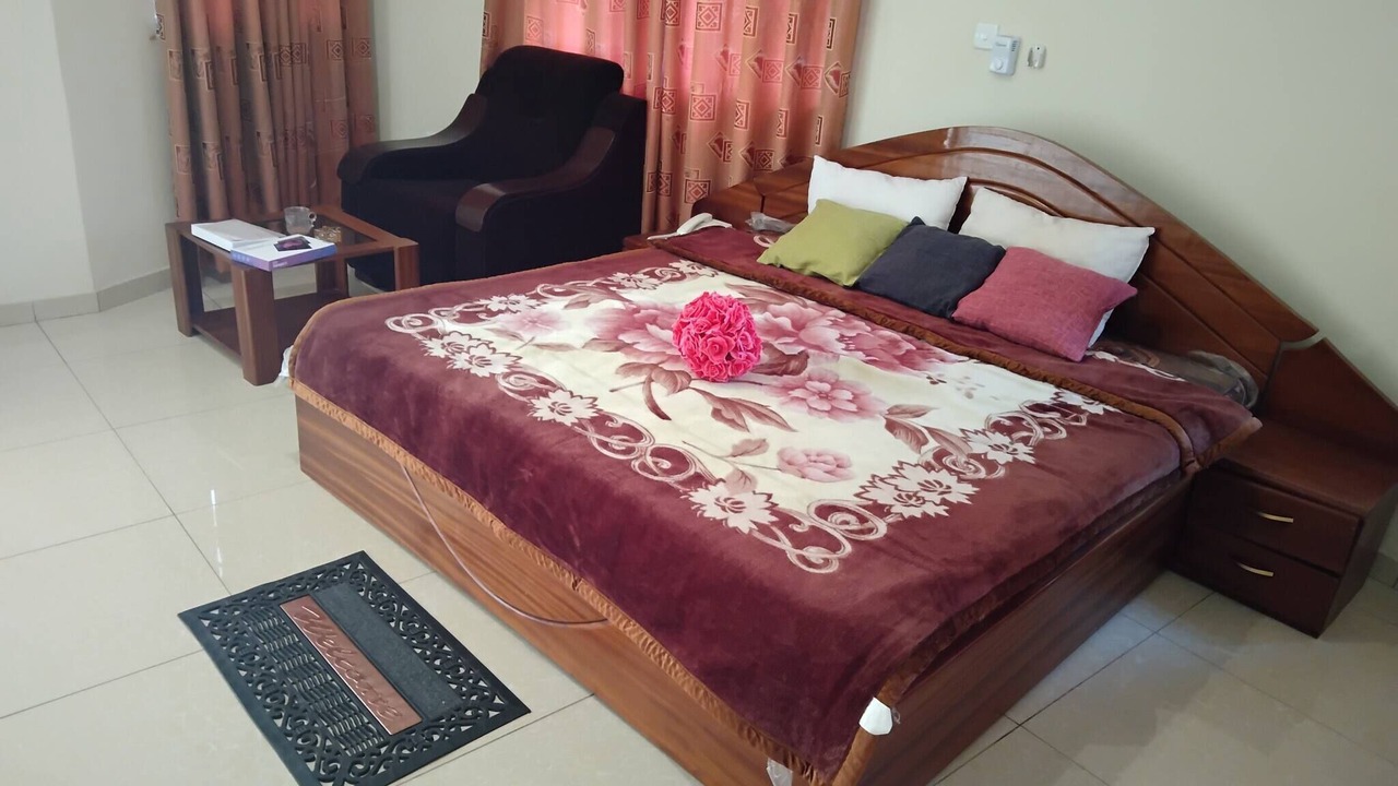 Photo of Bedroom in Tema