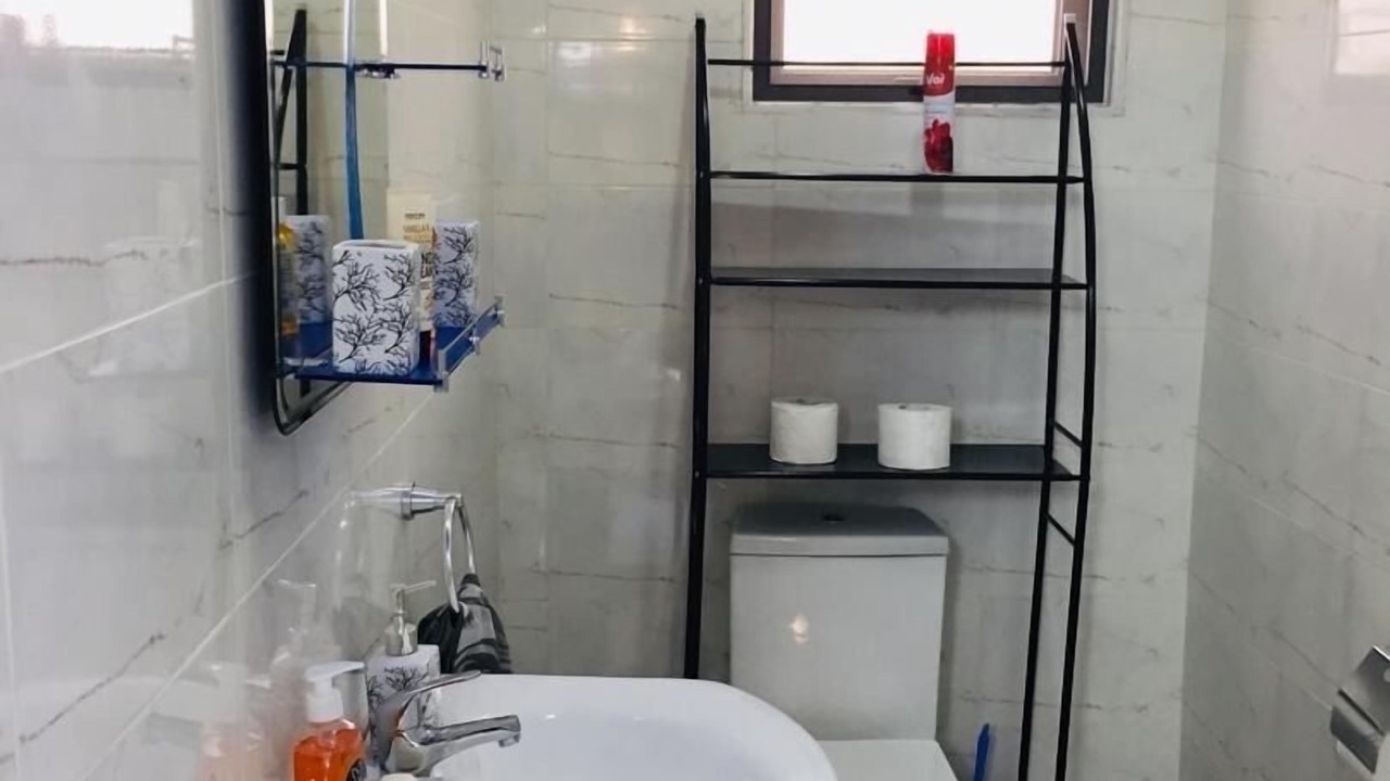 Photo of Bathroom in Dzorwulu