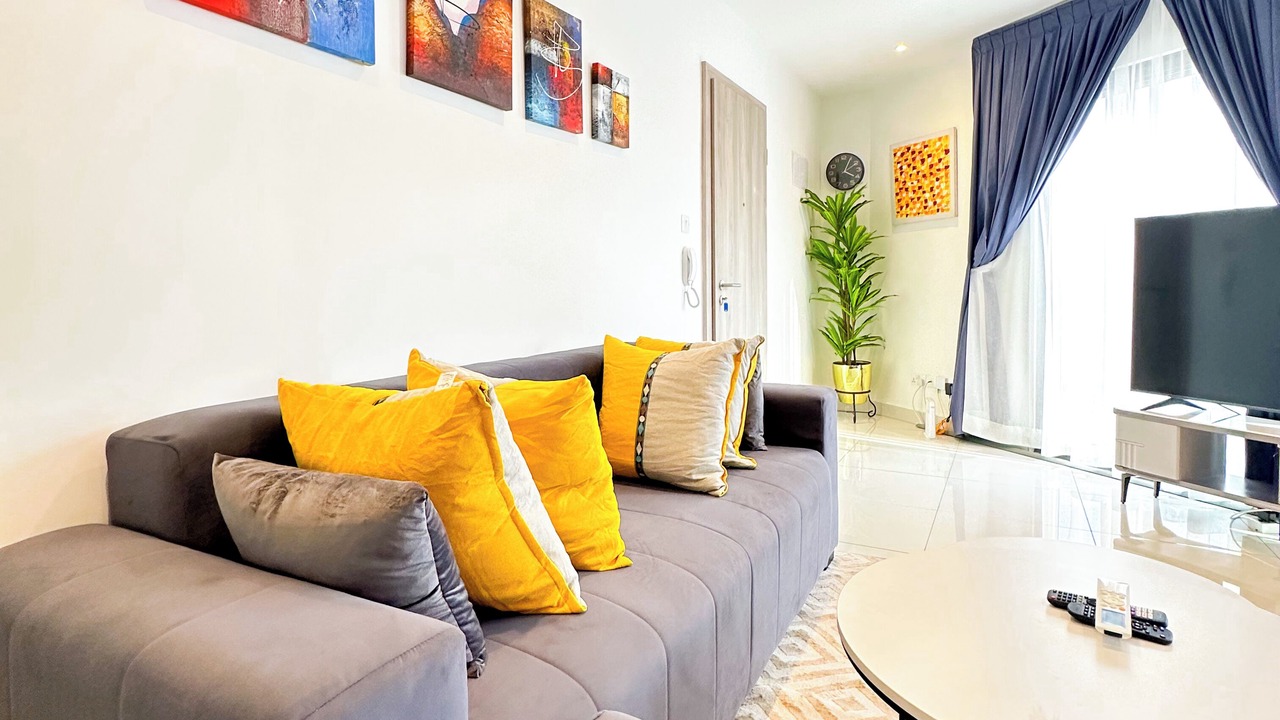 Photo of Livingroom in Cantonments