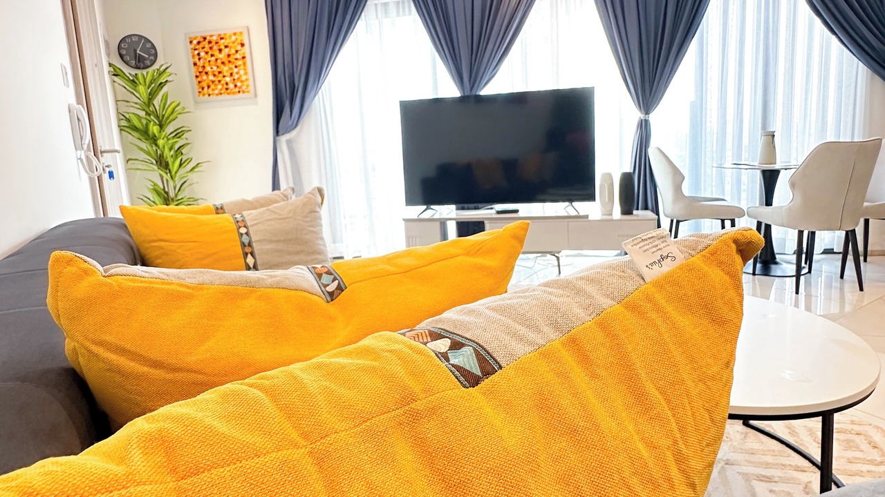Photo of Livingroom in Cantonments
