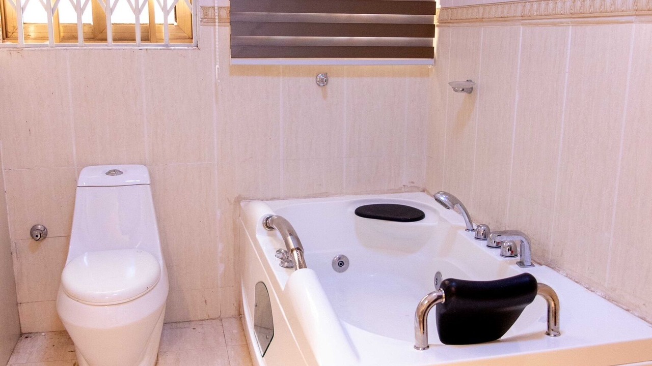 Photo of Bathroom in Nungua