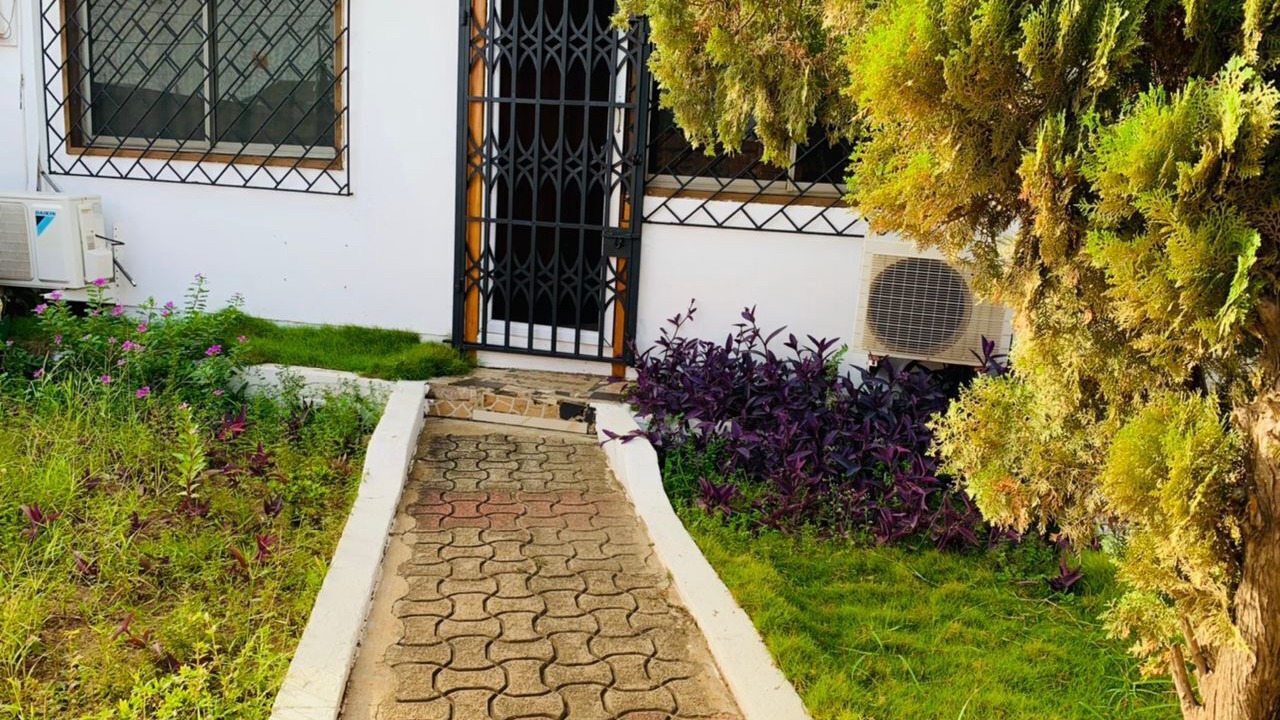 Photo of Outdoor in Tema