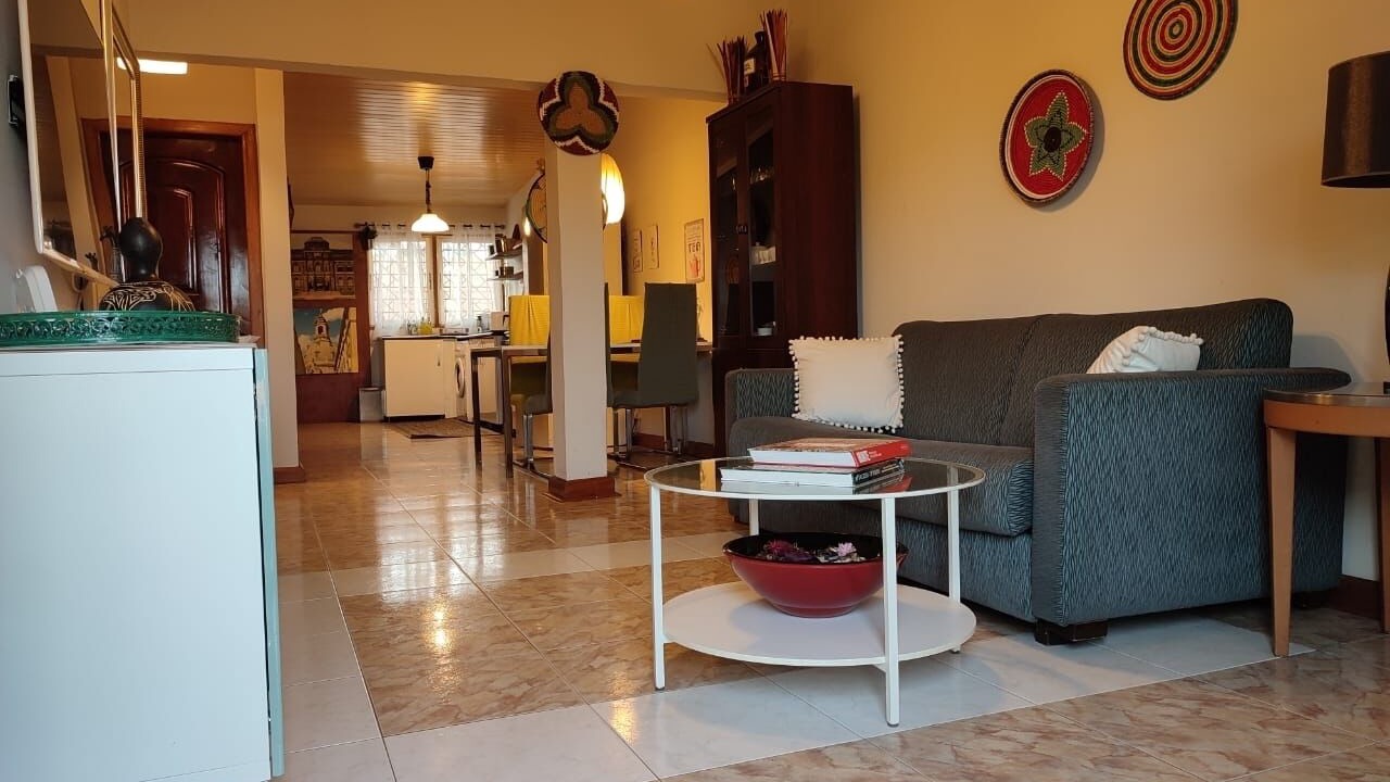 Photo of Livingroom in Tema
