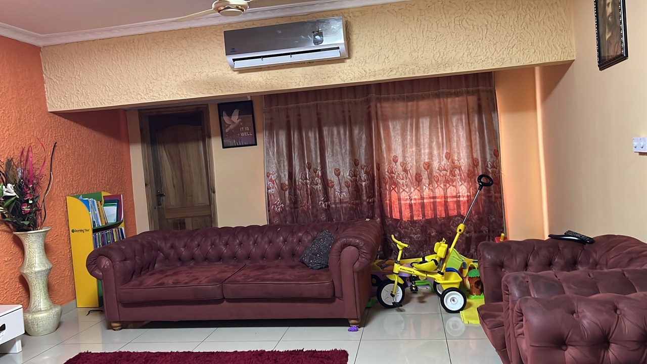 Photo of Livingroom in Gbawe