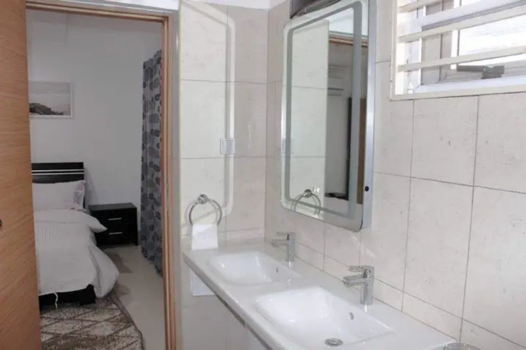 Photo of Bathroom in Dzorwulu