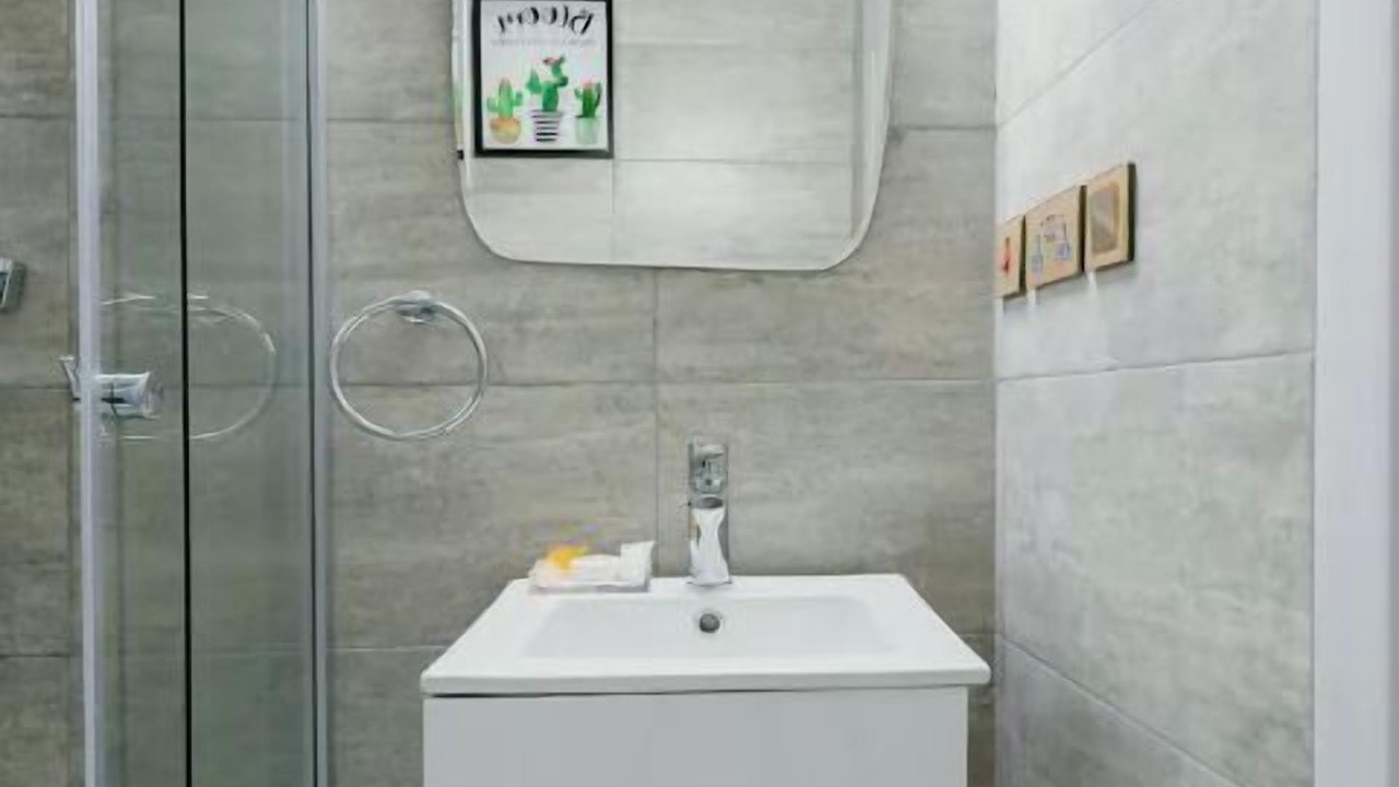 Photo of Bathroom in Dzorwulu