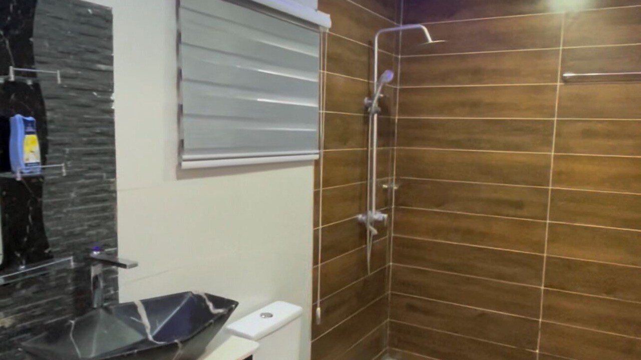 Photo of Bathroom in Adenta