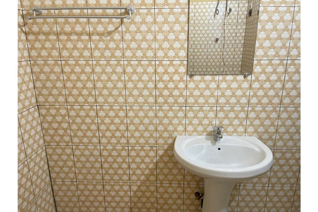 Photo of Bathroom in Lome