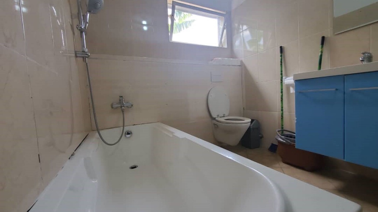 Photo of Bathroom in Mallam