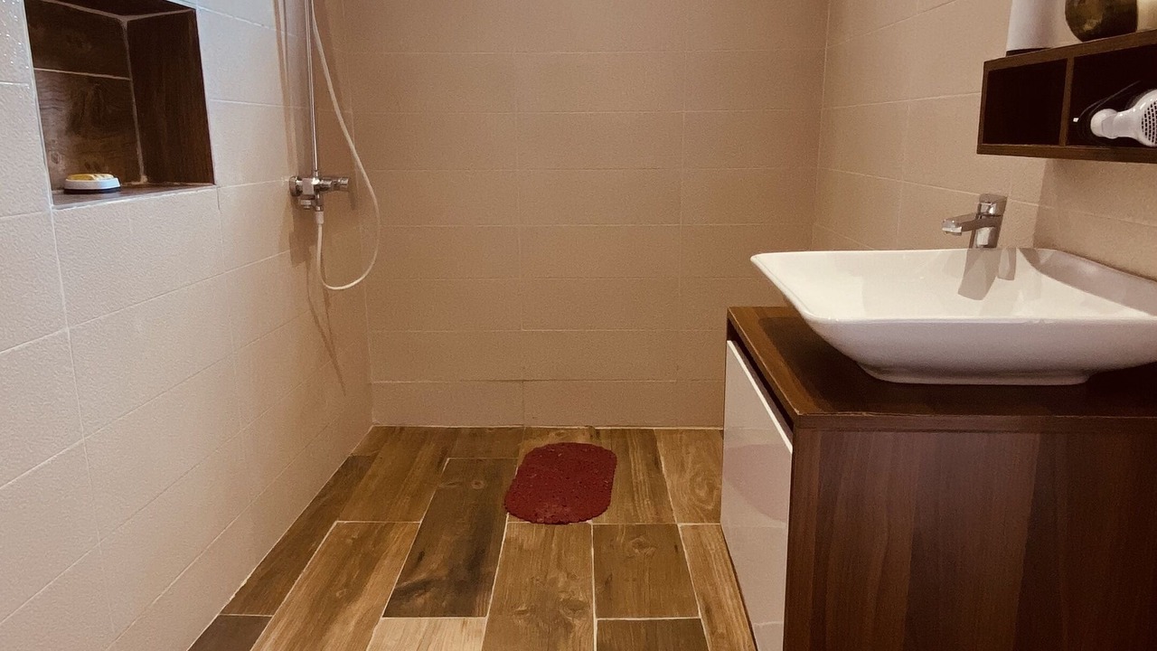 Photo of Bathroom in Santeo