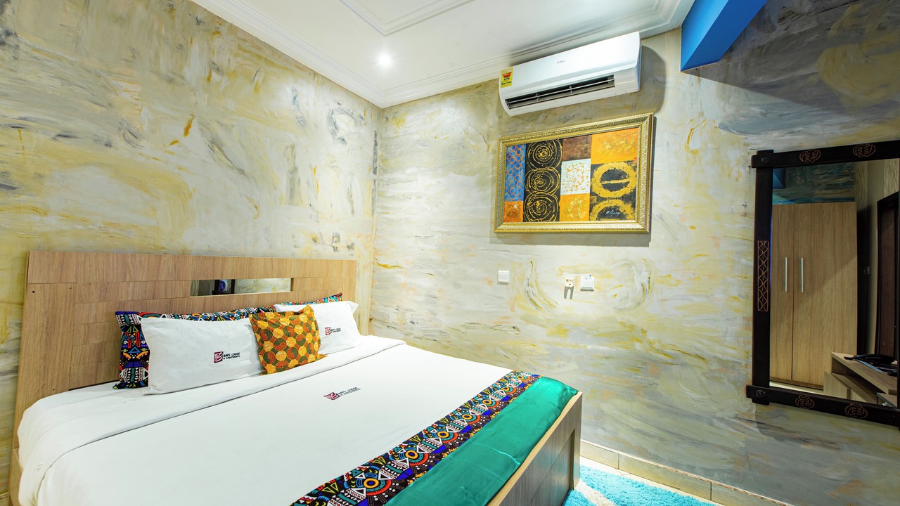 Photo of Bedroom in Teshie