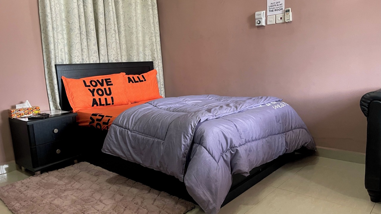 Photo of Bedroom in Teshie