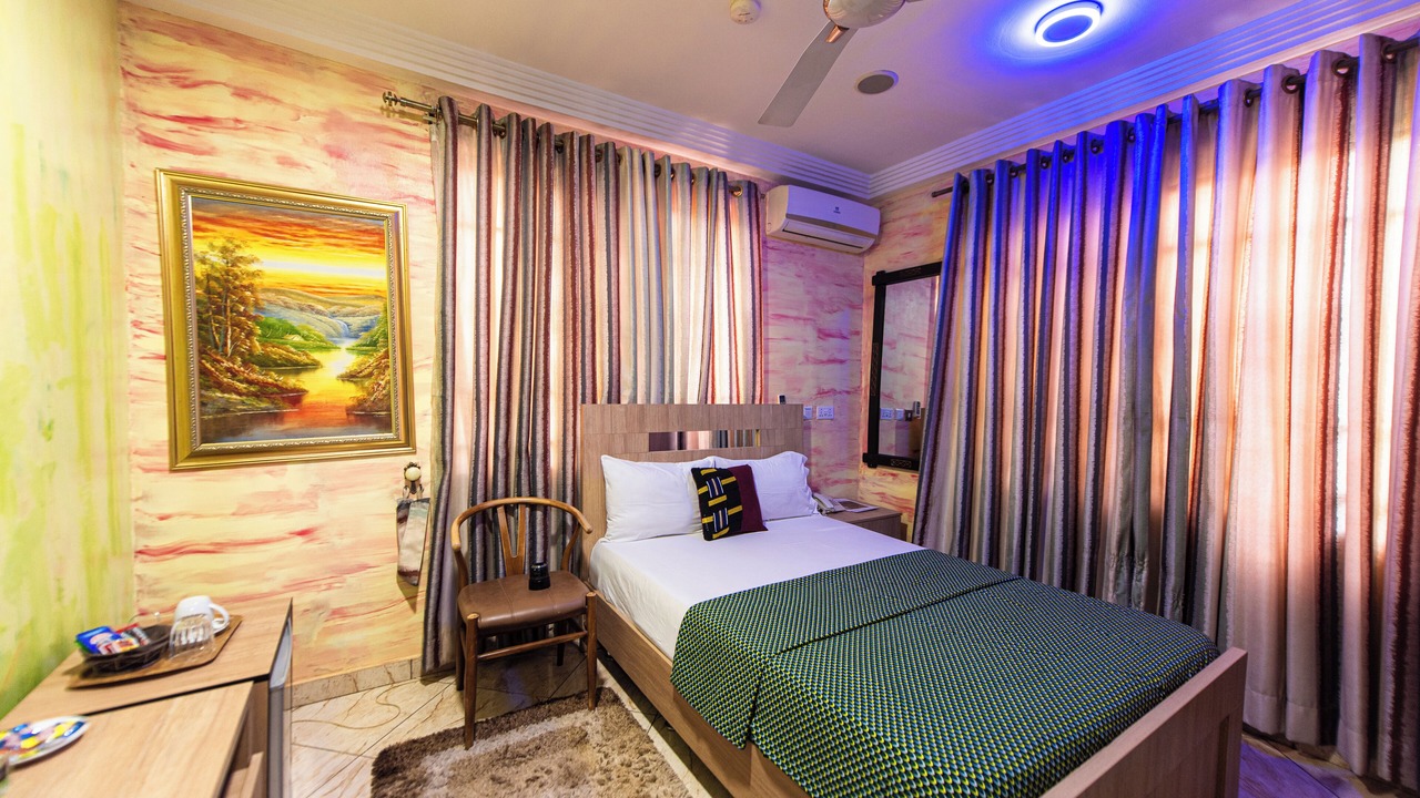 Photo of Bedroom in Teshie