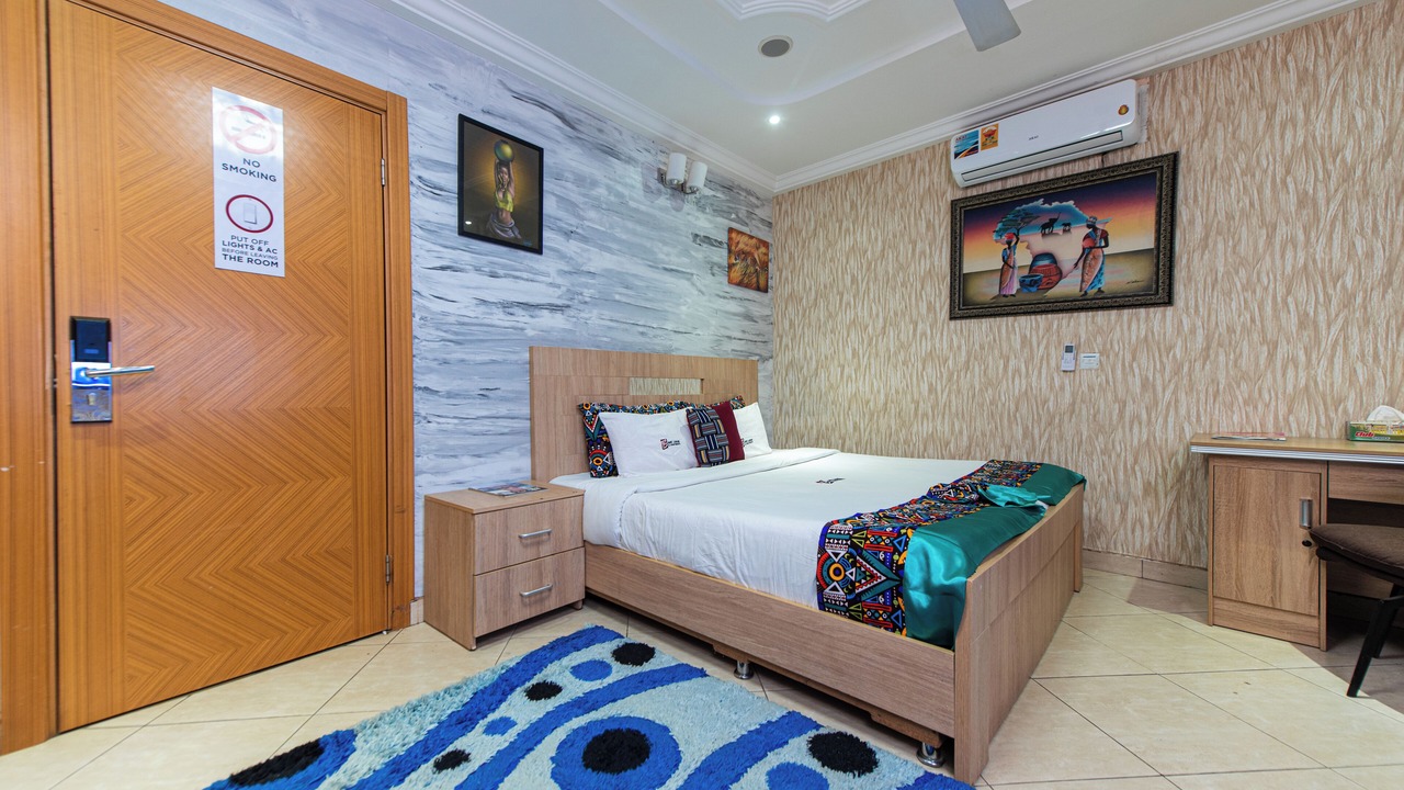 Photo of Bedroom in Teshie