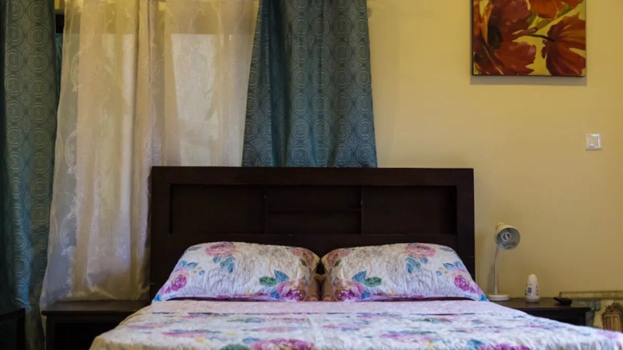 Photo of Bedroom in Adentan