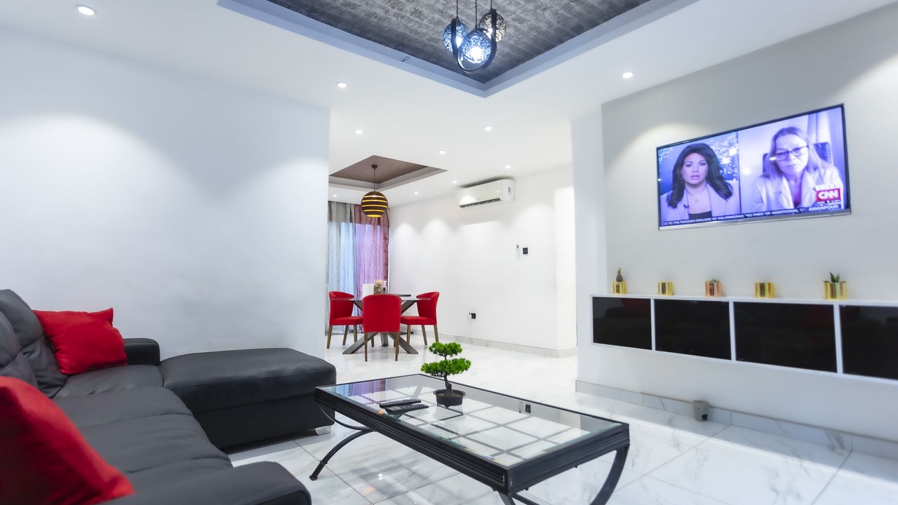 Photo of Livingroom in Adentan
