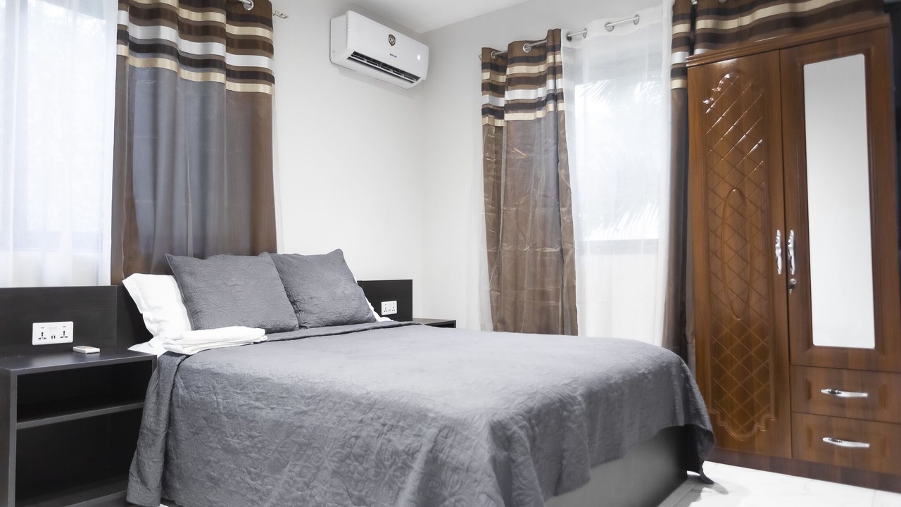 Photo of Bedroom in Adentan